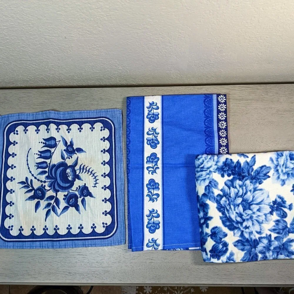 Russian Gzhel Pattern Linen and Lace Apron, Blue and White, 9-Piece Set